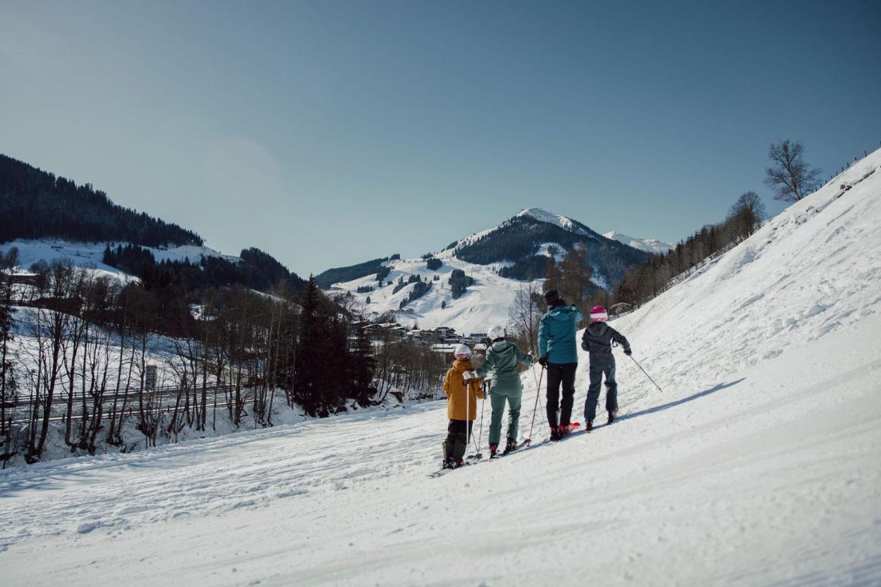 Gartenhotel Theresia 4 Saalbach-Hinterglemm Eksteriør billede