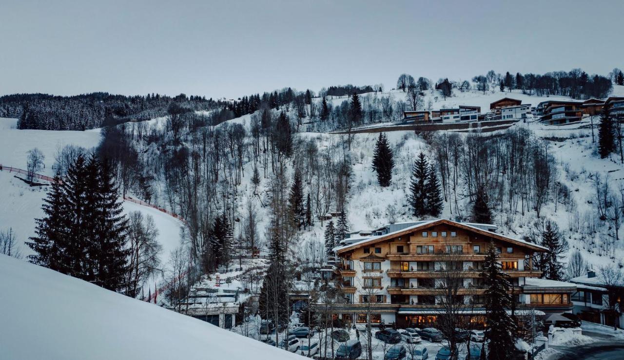 Gartenhotel Theresia 4 Saalbach-Hinterglemm Eksteriør billede